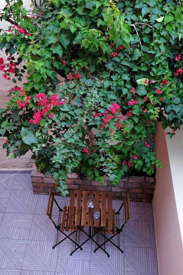 Historical Center House Apartment Превеза Екстериор снимка